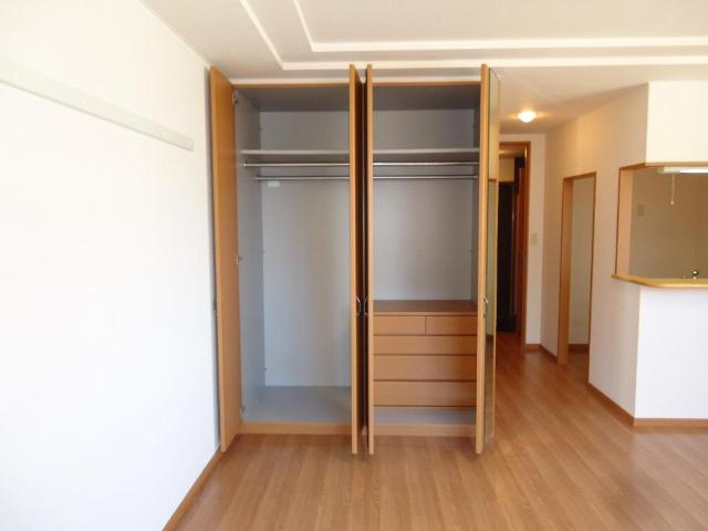 収納　クローゼット