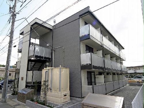 建物外観　人気のベランダ付き♪