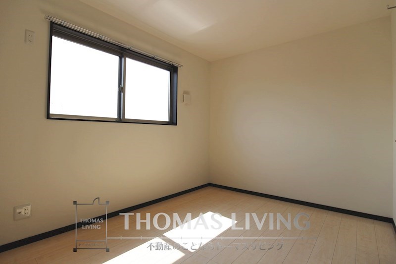 その他部屋・スペース　日当たりの良いベッドルームです。