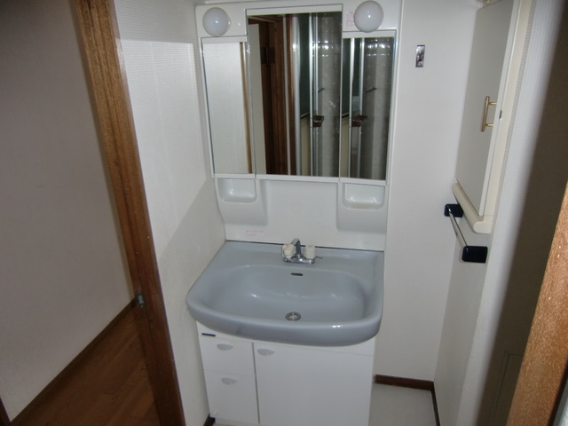 洗面設備　洗面化粧台