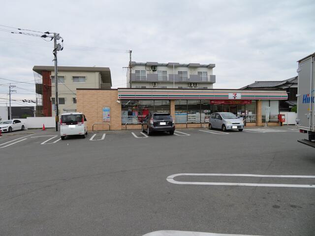 コンビニ　セブンイレブン 久留米矢取西店（コンビニ）まで542m