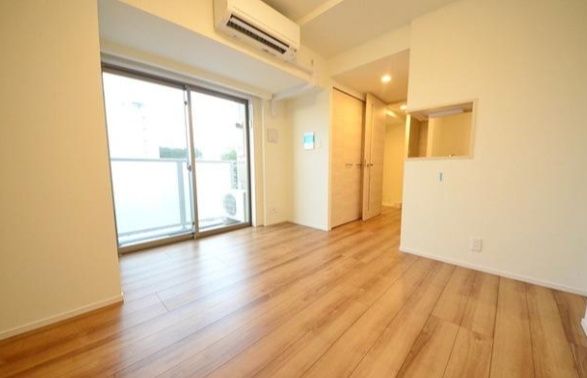 居室・リビング　☆明るい居室☆