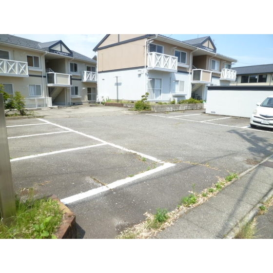駐車場　駐車場