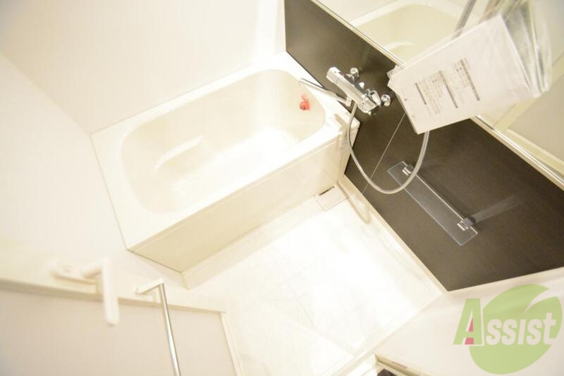 バス・シャワールーム　１日の疲れが取れます