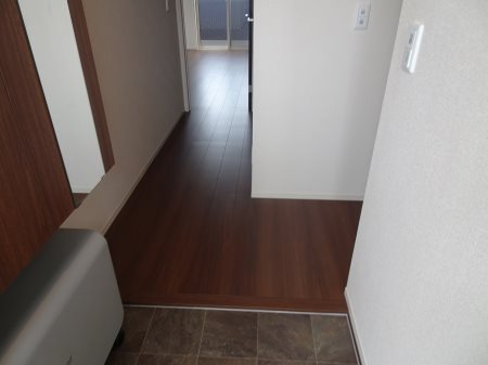 玄関　※他部屋参照