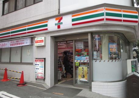 コンビニ　セブン－イレブン大森駅北店（コンビニ）まで816m
