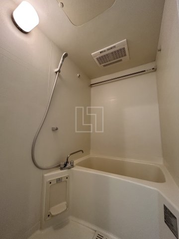 バス・シャワールーム　フィオレ立売堀　バスルーム