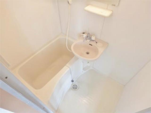 バス・シャワールーム　バスルーム