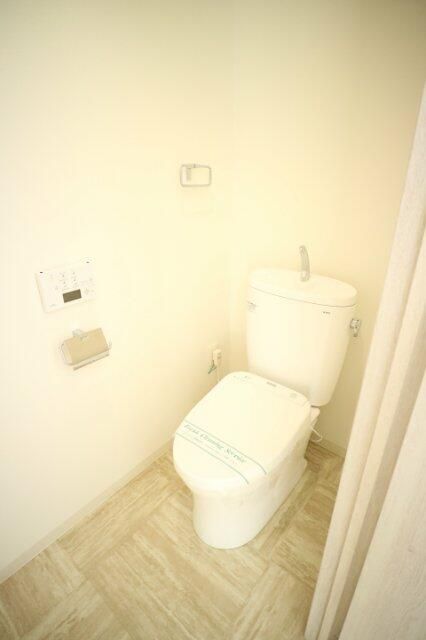 トイレ　ゆったりとした空間のトイレです