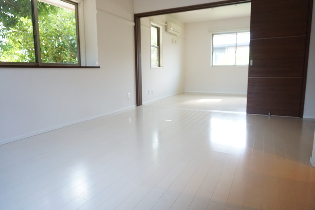 居室・リビング　参考写真です