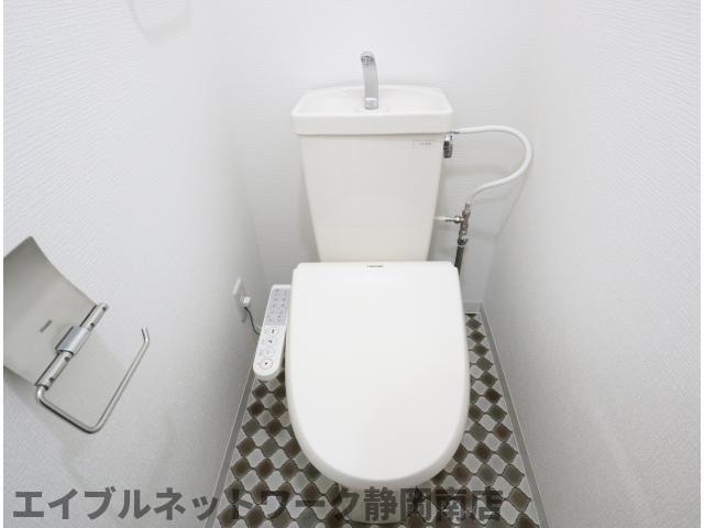 トイレ　トイレもきれいです