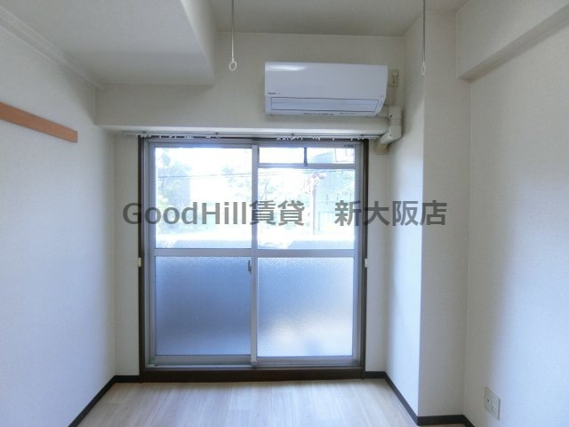 居室・リビング　ノイエ新大阪Ａ棟