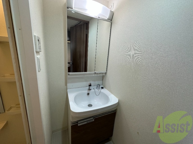 洗面設備　もちろん独立洗面台です。