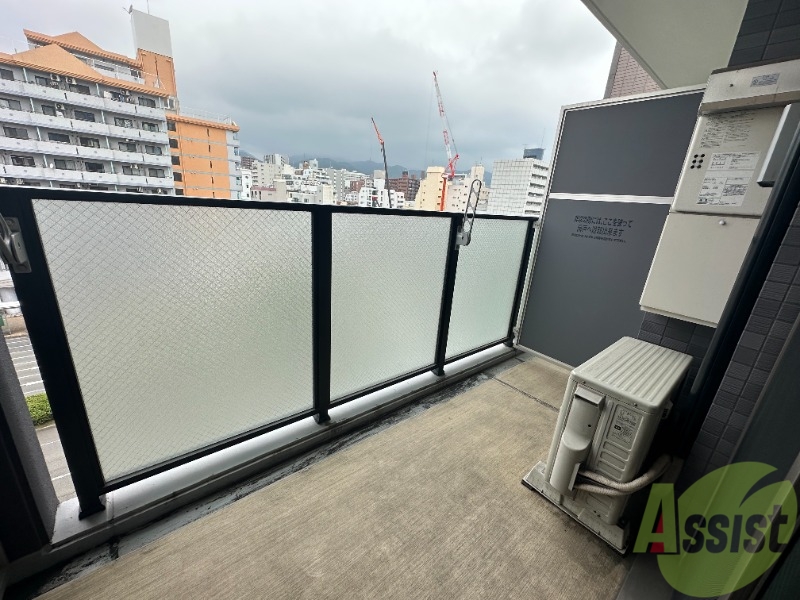 バルコニー　広々バルコニーですよ。