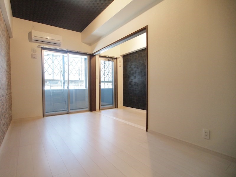 その他設備　2口コンログリル付き