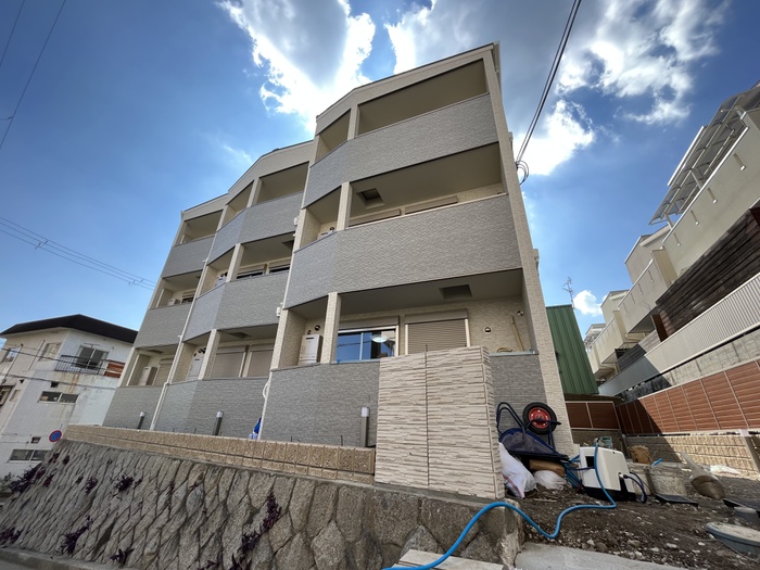 建物外観　建築中