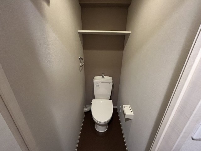 トイレ　ゆったりとした空間のトイレです