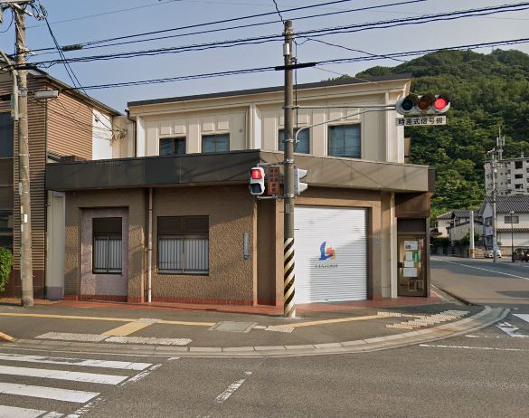 銀行　しまなみ信用金庫江南支店（銀行）まで422m