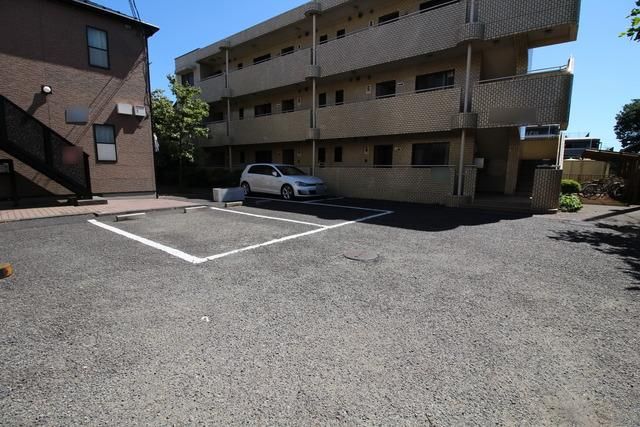 駐車場　★お問い合わせはタウンハウジングまで★
