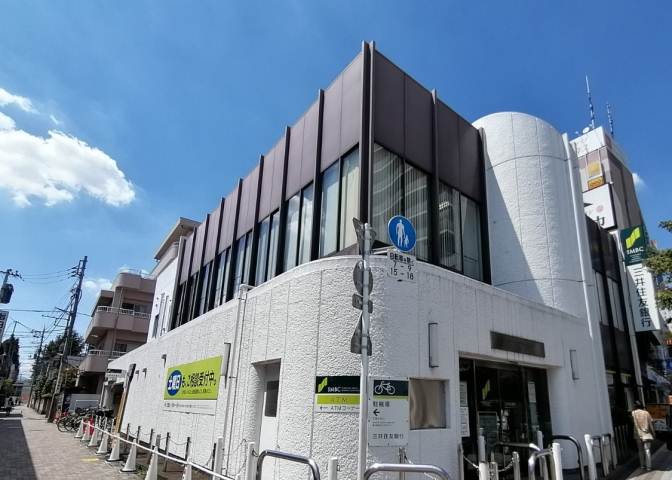 銀行　（株）三井住友銀行／西東京エリア（銀行）まで637m