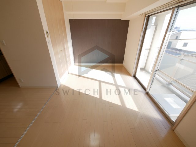 その他部屋・スペース　広くて明るい寝室