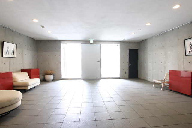 エントランス　ロビーの様子です