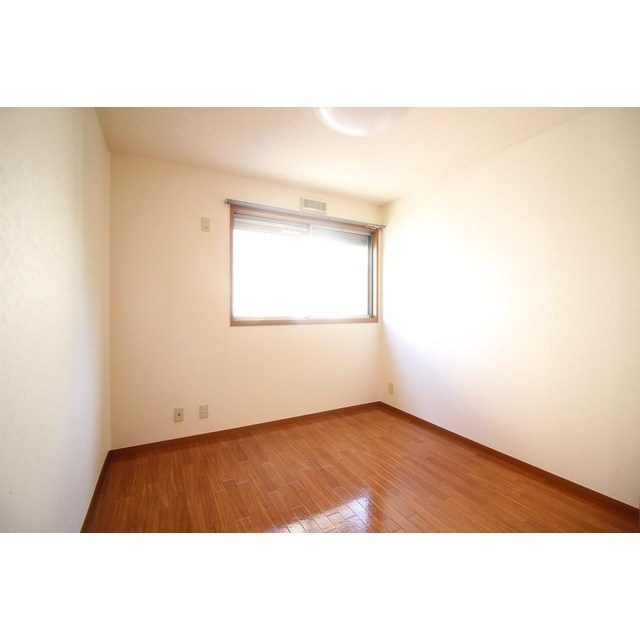 その他部屋・スペース　洋室４．２帖です