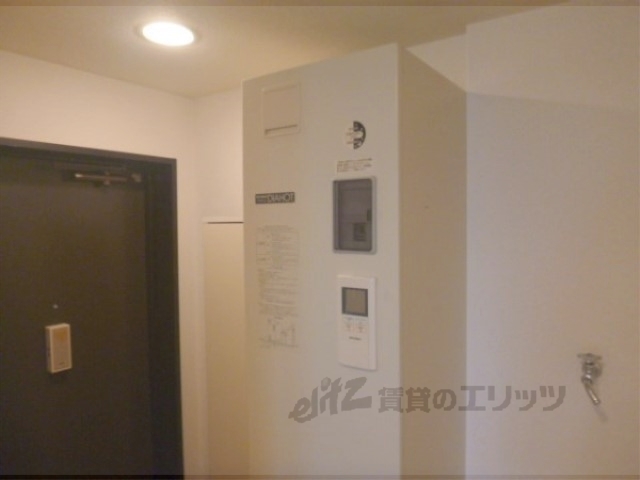 その他設備　給湯器リモコン