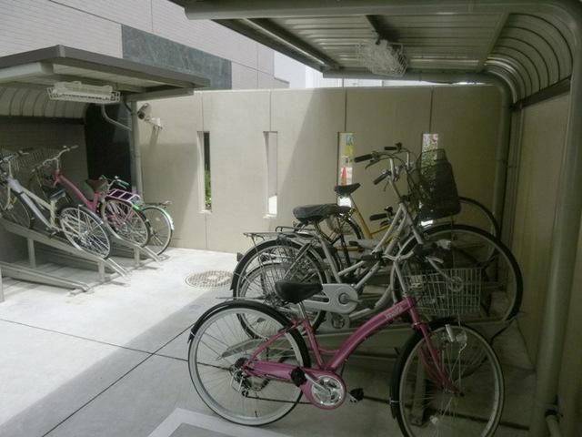 その他共有部分　★屋根付き駐輪場★