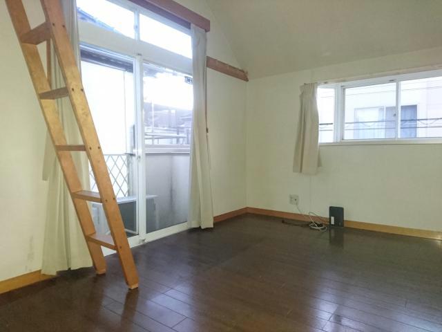 居室・リビング　※別部屋写真