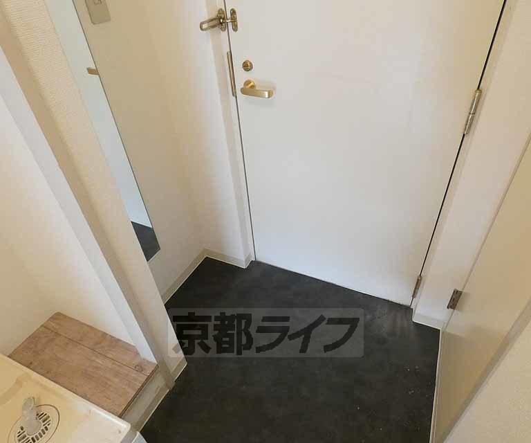 玄関　室内洗濯機