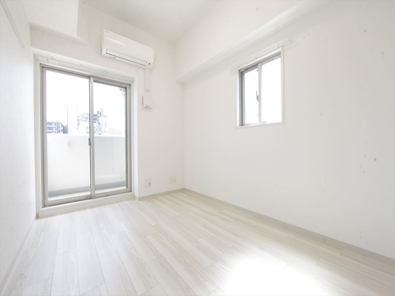 その他部屋・スペース　洋室6.2帖　エアコン付　バルコニーに面しています