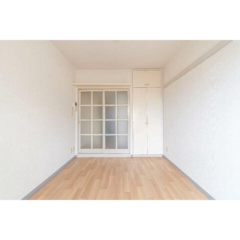 その他部屋・スペース　リビングを別角度から