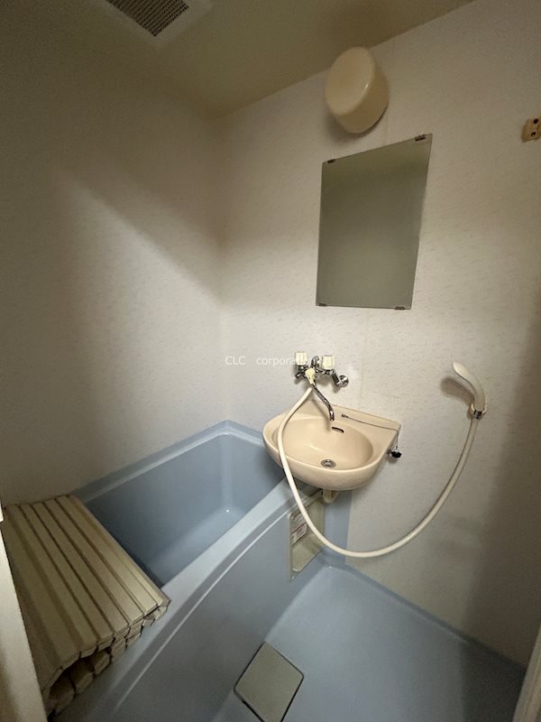 バス・シャワールーム　別号室写真使用