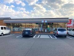 コンビニ　セブンイレブン一宮住吉2丁目店（コンビニ）まで357m