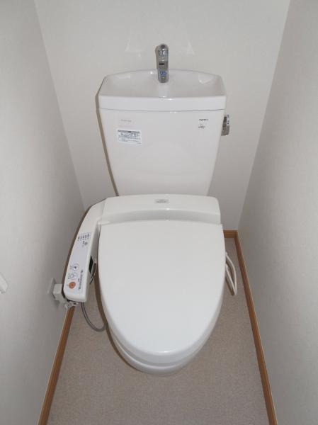 トイレ　ウォシュレット