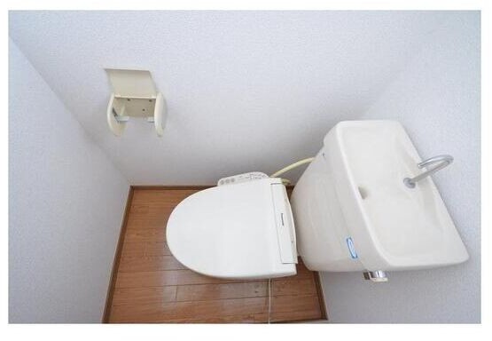 トイレ　清潔感のある水回り♪