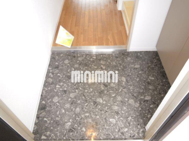 玄関　落ち着いた雰囲気の玄関です