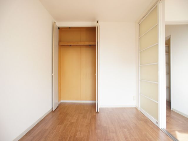 その他部屋・スペース　清潔感のあるきれいな洋間です♪