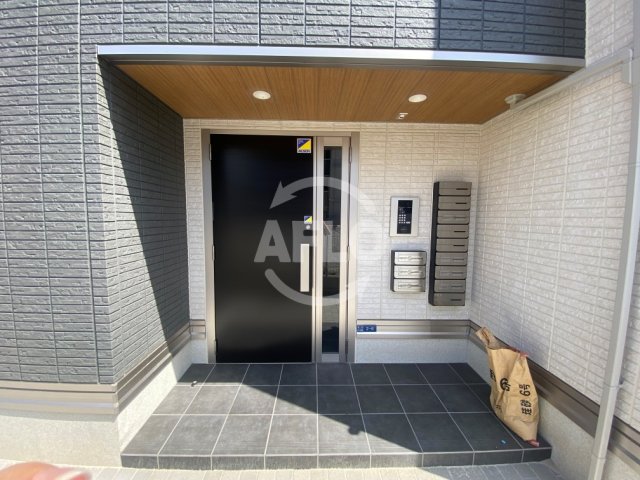 エントランス　D-room今川　C棟　エントランス