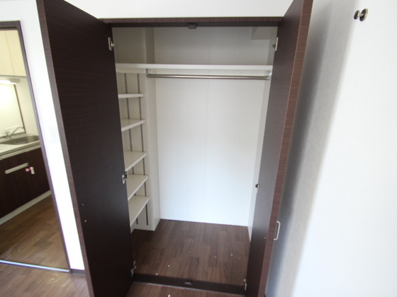 収納　※別部屋の写真です