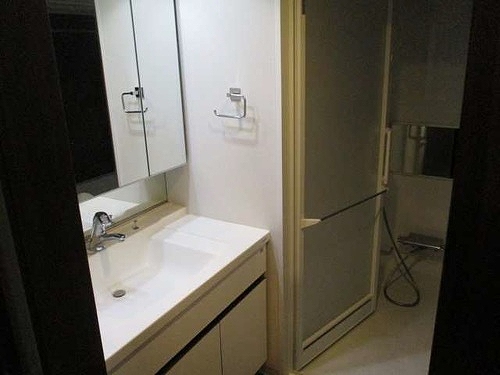 洗面設備　洗面所