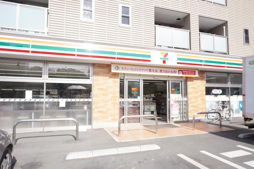 コンビニ　セブンイレブン 川口西立野店（コンビニ）まで869m