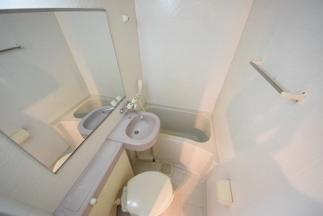 バス・シャワールーム　３点ユニットバス