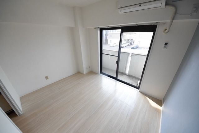 居室・リビング　日当たり良好