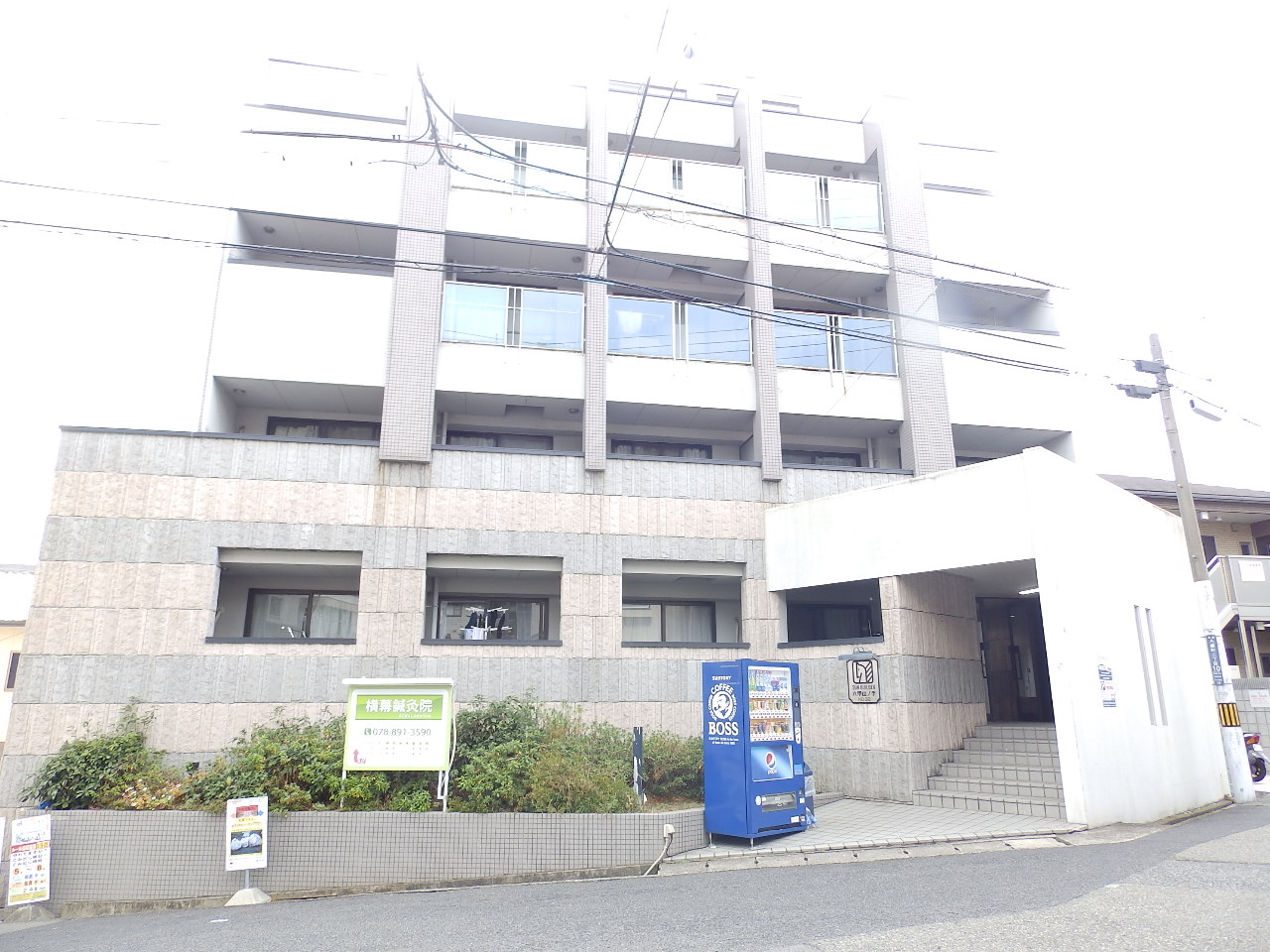 建物外観　阪急・ＪＲの2沿線使える立地