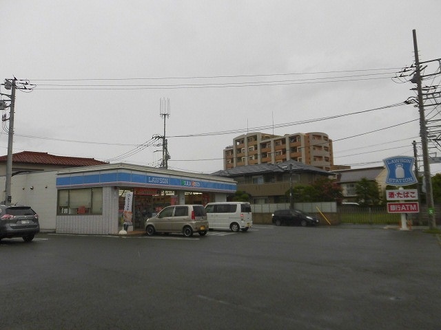 コンビニ　ローソン（コンビニ）まで1957m