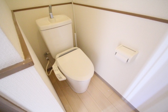 トイレ　※別号室のお写真です。