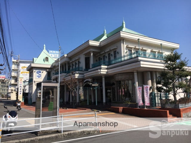 飲食店　（株）一六／レストラン本部北斗七星（飲食店）まで392m