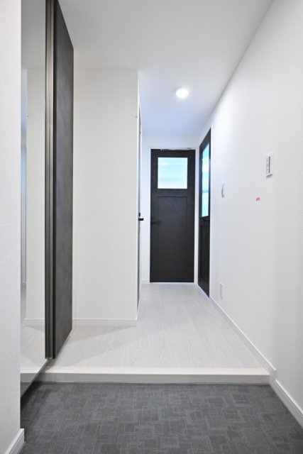 玄関　落ち着いた玄関です